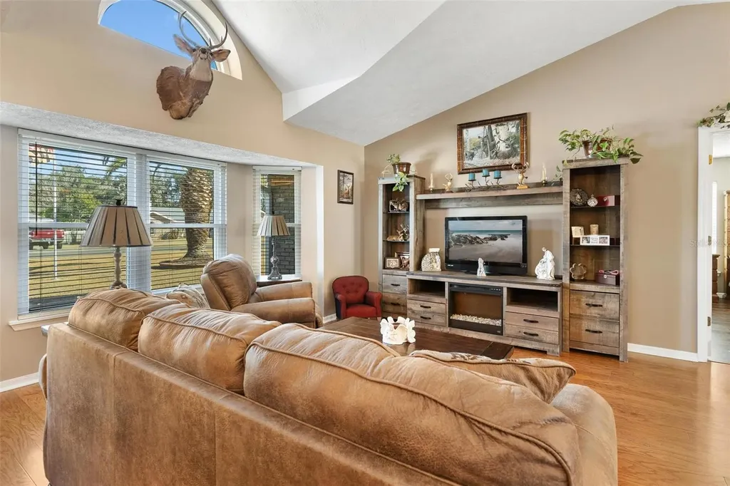 450 NE 55th Street Ocala FL 34479