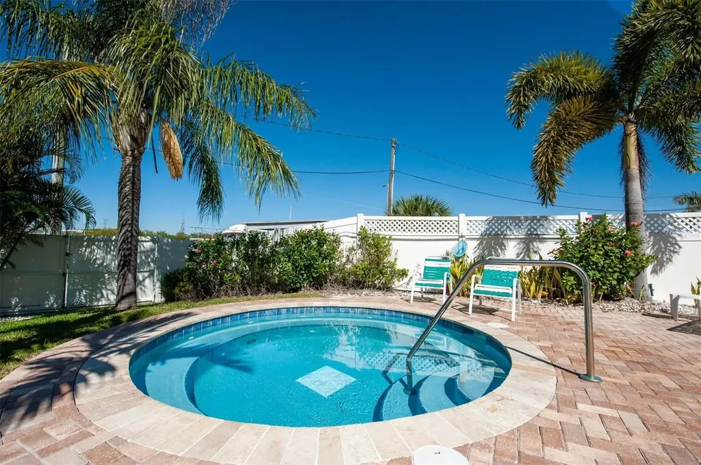 1000 Cove Cay Drive Clearwater FL 33760