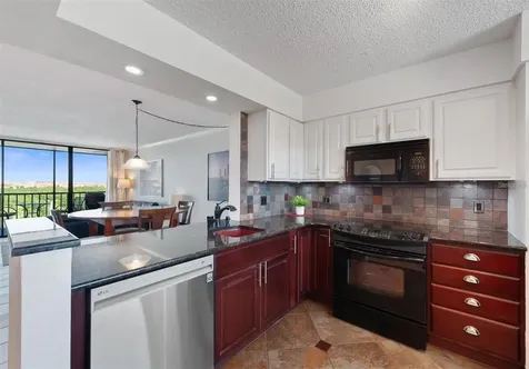 1000 Cove Cay Drive Clearwater FL 33760