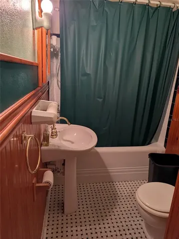 1427 E Fort King Street Ocala FL 34471