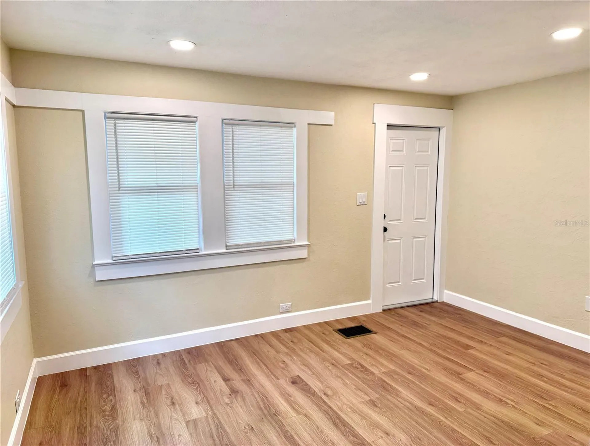1903 E Osborne Avenue Tampa FL 33610