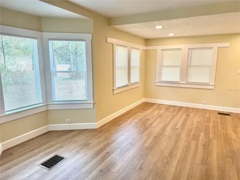 1903 E Osborne Avenue Tampa FL 33610