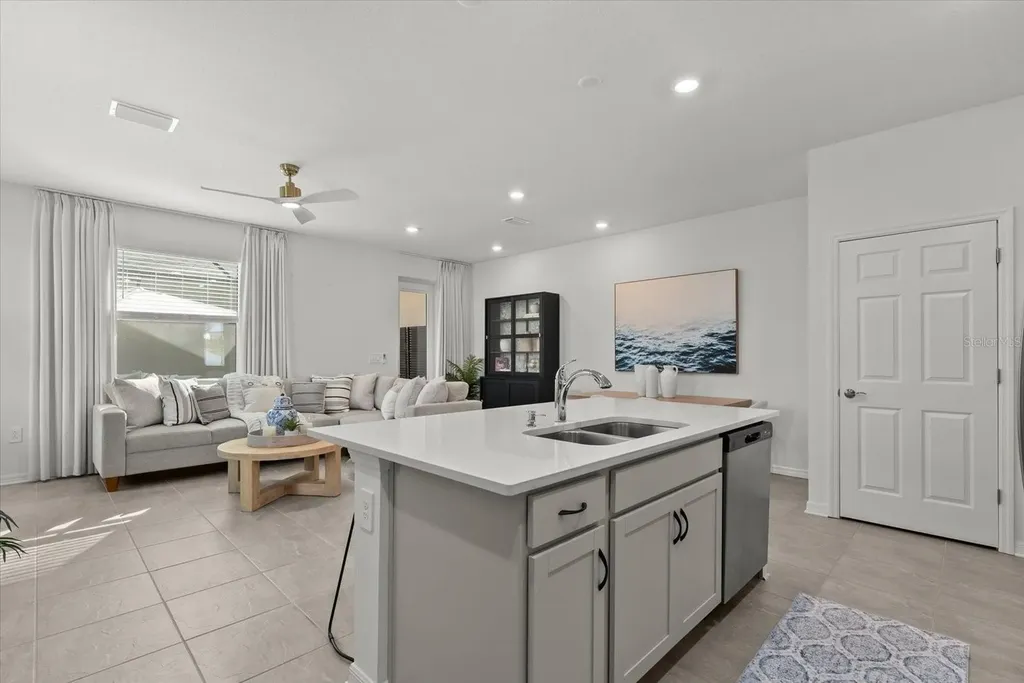 7328 Portlight Lane Sarasota FL 34240