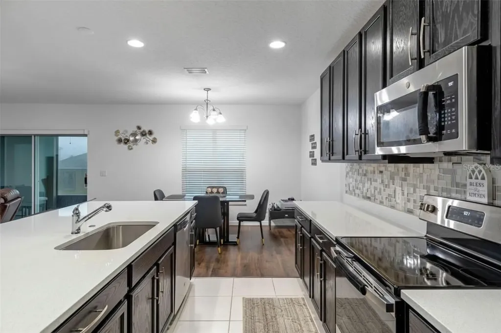 189 Luxmore Road Groveland FL 34736