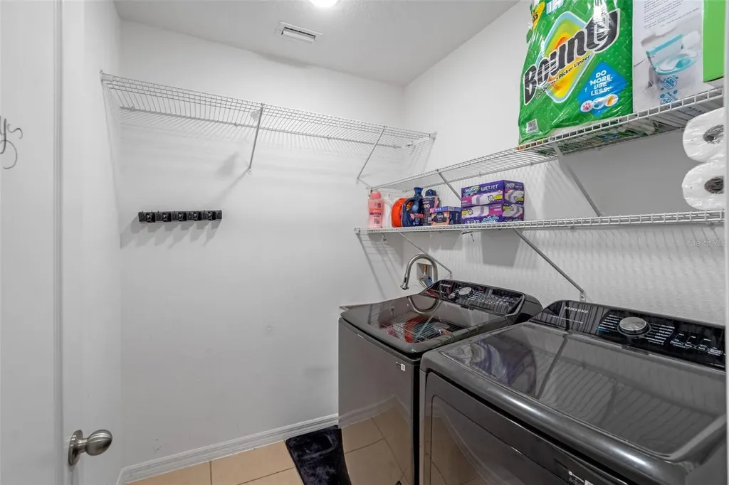 189 Luxmore Road Groveland FL 34736