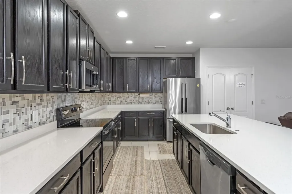 189 Luxmore Road Groveland FL 34736
