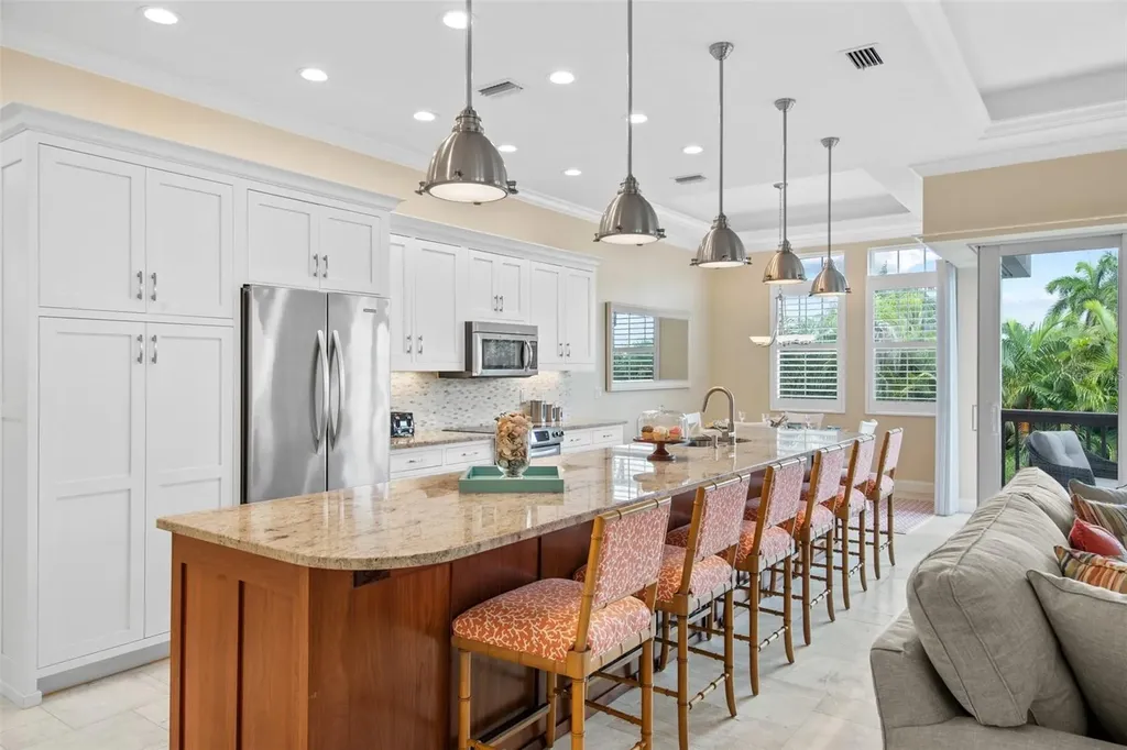 1021 Crescent Street Sarasota FL 34242
