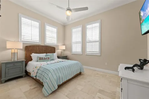 1021 Crescent Street Sarasota FL 34242