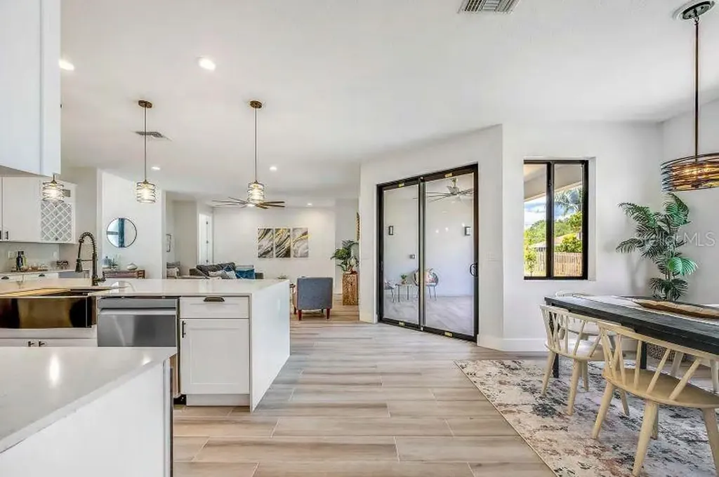 2861 Fontainebleau Avenue SE Palm Bay FL 32909