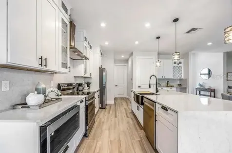 2861 Fontainebleau Avenue SE Palm Bay FL 32909