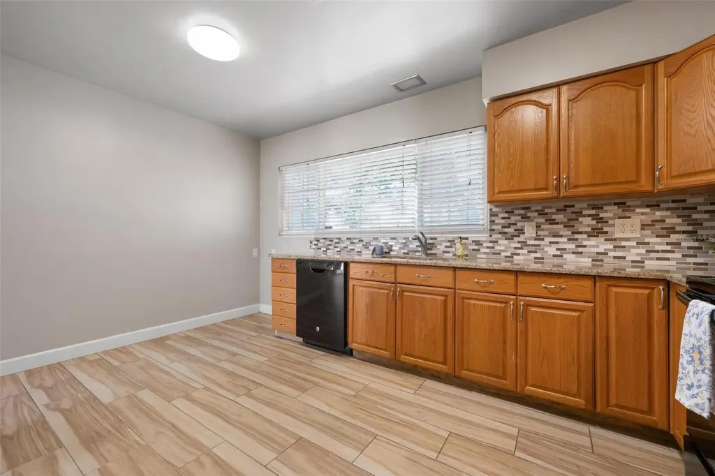 4213 Des Plains Drive Sarasota FL 34233