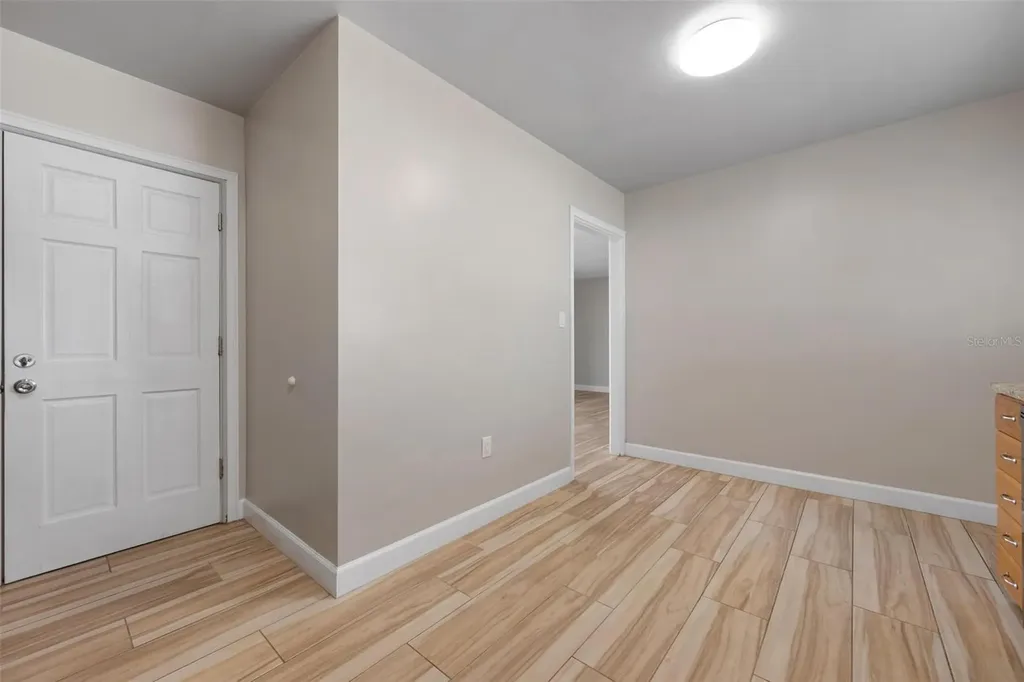 4213 Des Plains Drive Sarasota FL 34233