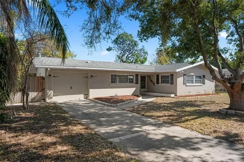 4213 Des Plains Drive Sarasota FL 34233
