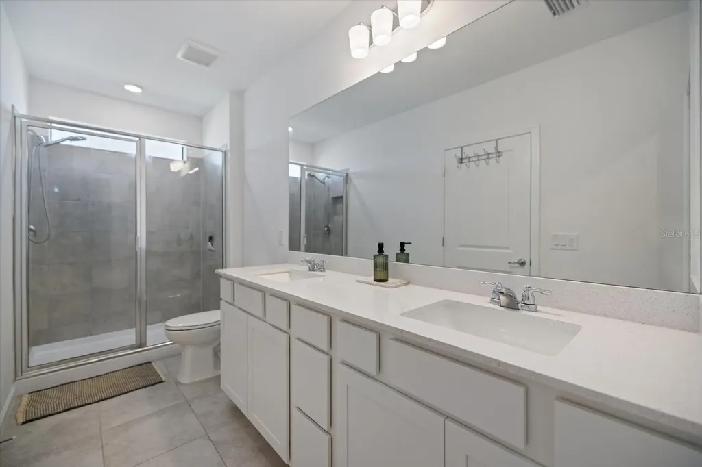 6512 Silverstar Drive Sarasota FL 34240