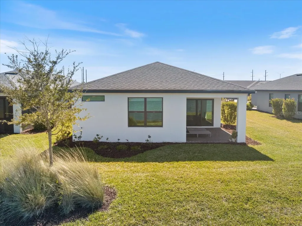 6512 Silverstar Drive Sarasota FL 34240