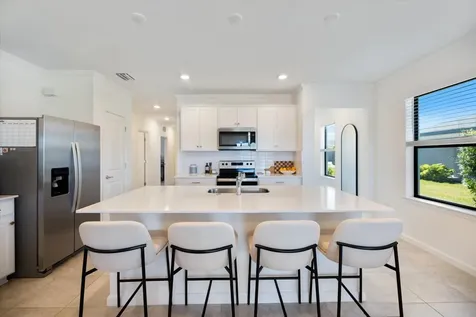 6512 Silverstar Drive Sarasota FL 34240