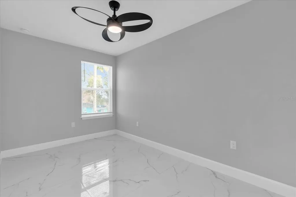 2404 Center Street Sanford FL 32771
