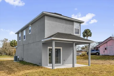 2404 Center Street Sanford FL 32771
