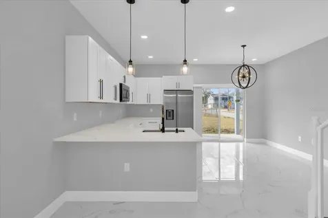 2404 Center Street Sanford FL 32771