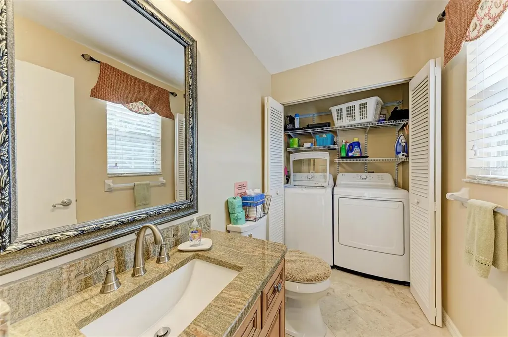 6250 Holmes Boulevard Holmes Beach FL 34217