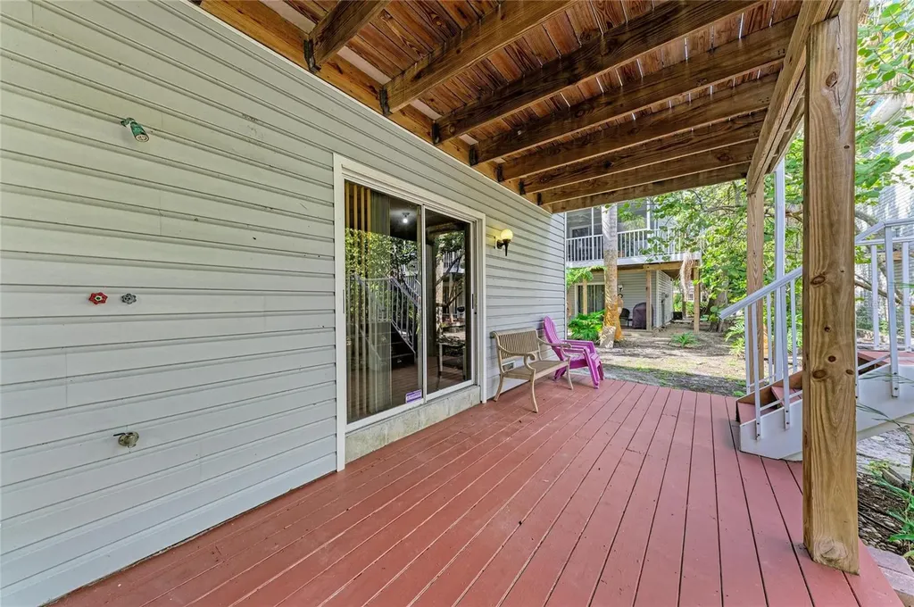 6250 Holmes Boulevard Holmes Beach FL 34217