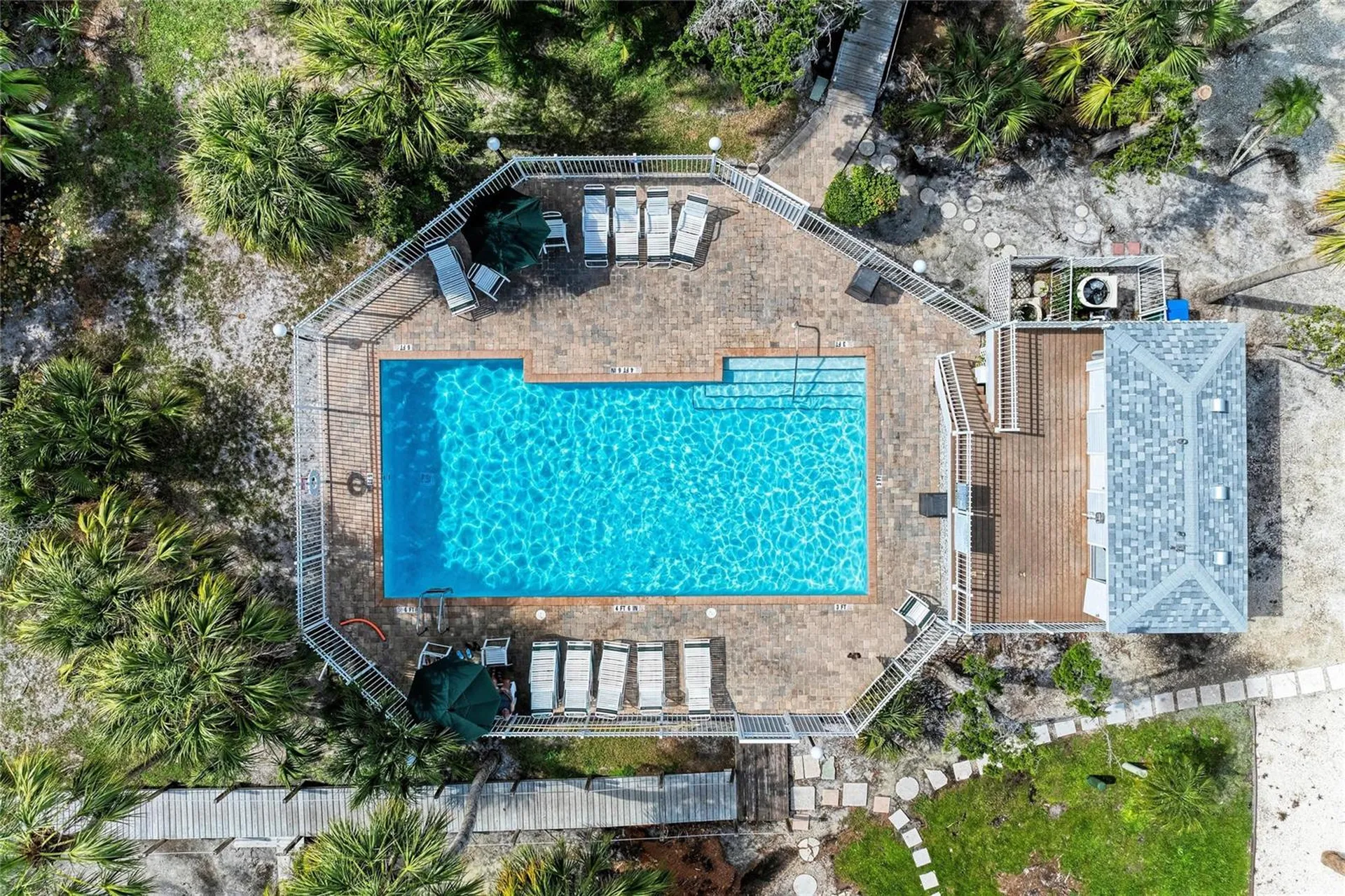6250 Holmes Boulevard Holmes Beach FL 34217