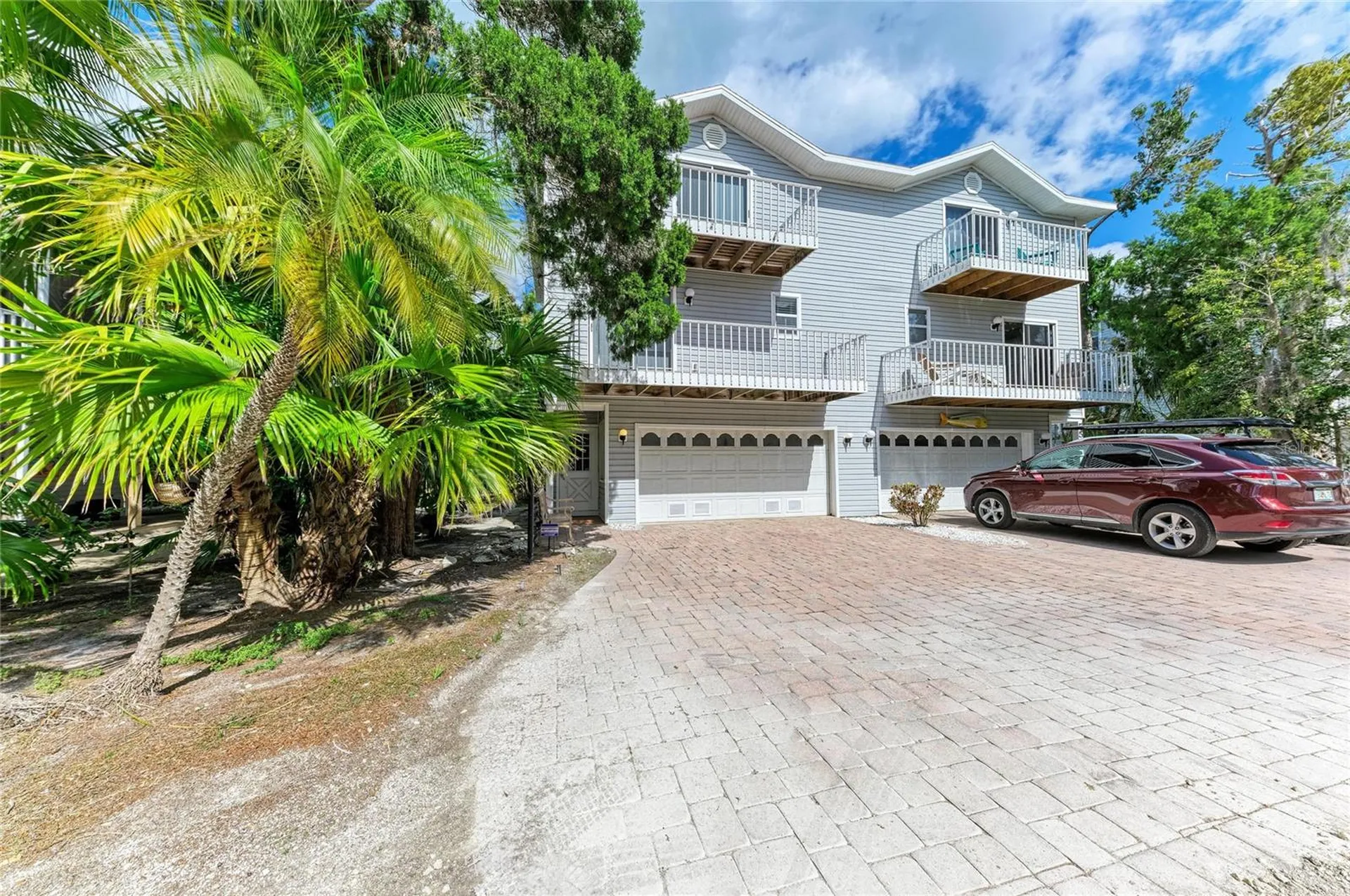 6250 Holmes Boulevard Holmes Beach FL 34217