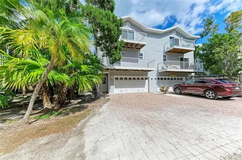 6250 Holmes Boulevard Holmes Beach FL 34217