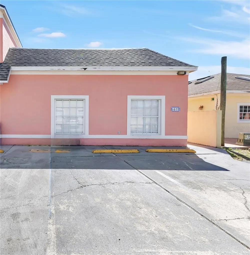 1057 Universal Rest Place Kissimmee FL 34744