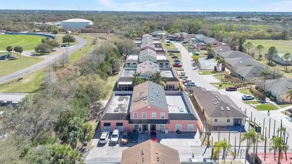 1057 Universal Rest Place Kissimmee FL 34744