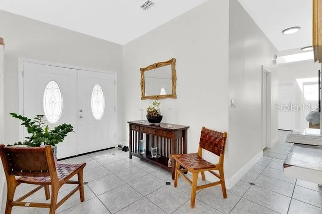1057 Universal Rest Place Kissimmee FL 34744