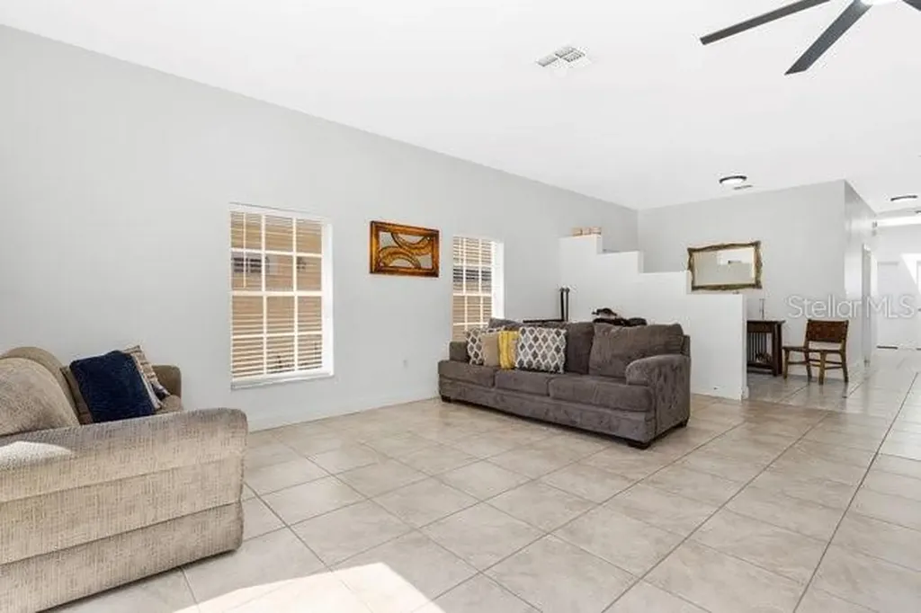 1057 Universal Rest Place Kissimmee FL 34744