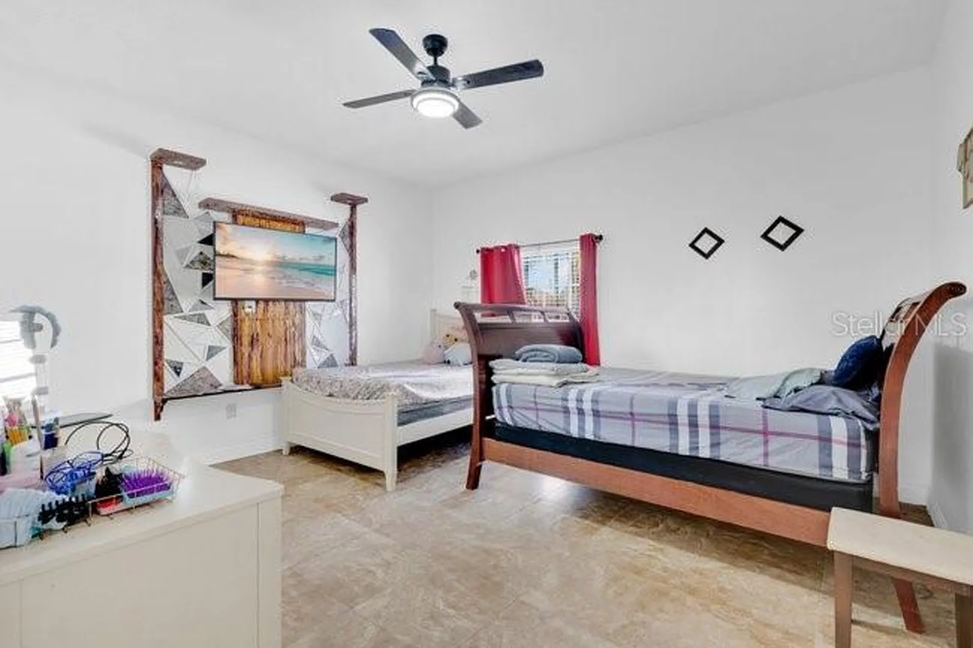 1057 Universal Rest Place Kissimmee FL 34744