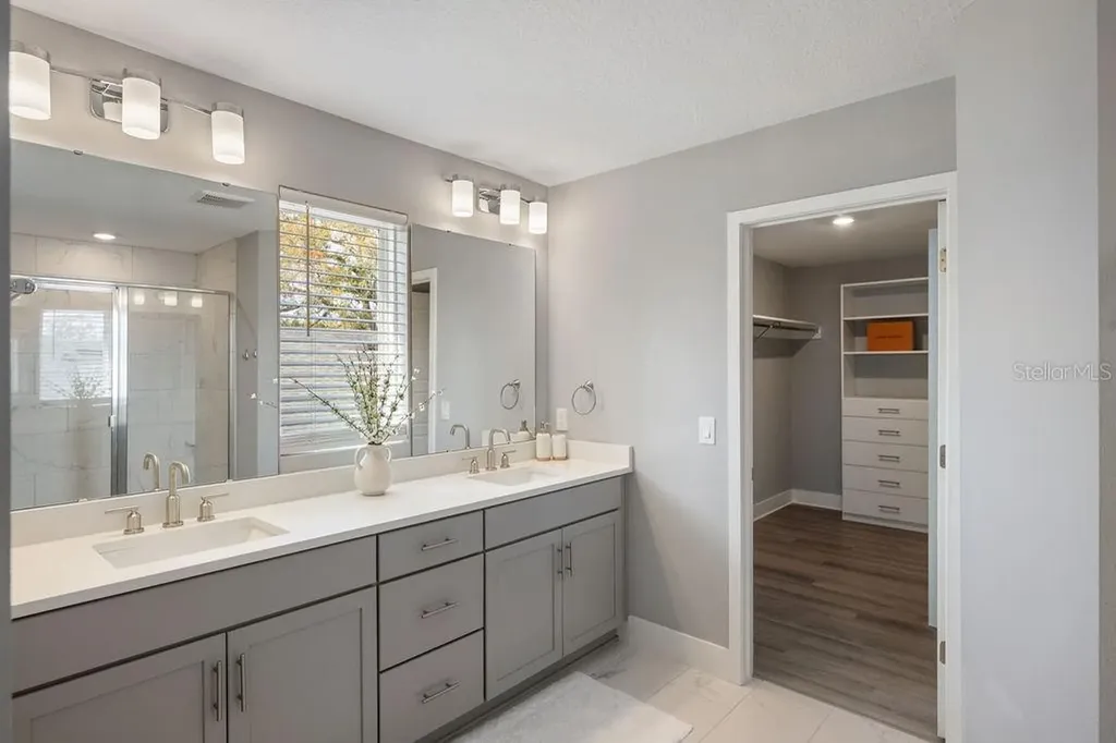 21 W Steele Street Orlando FL 32804