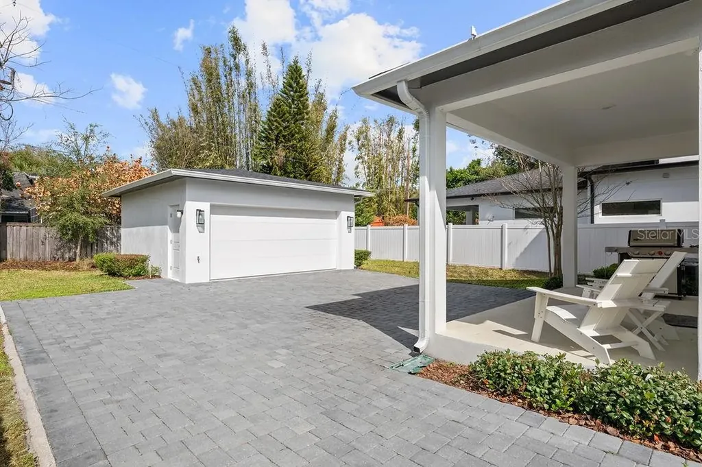 21 W Steele Street Orlando FL 32804
