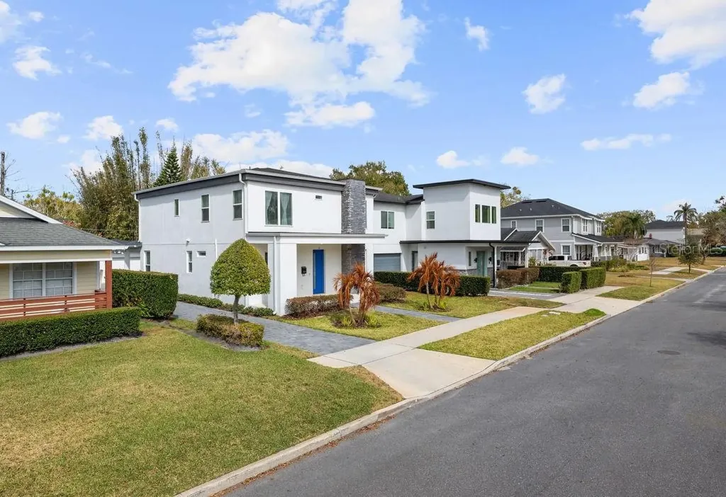 21 W Steele Street Orlando FL 32804