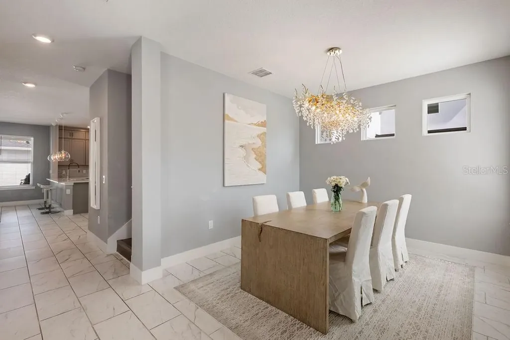21 W Steele Street Orlando FL 32804