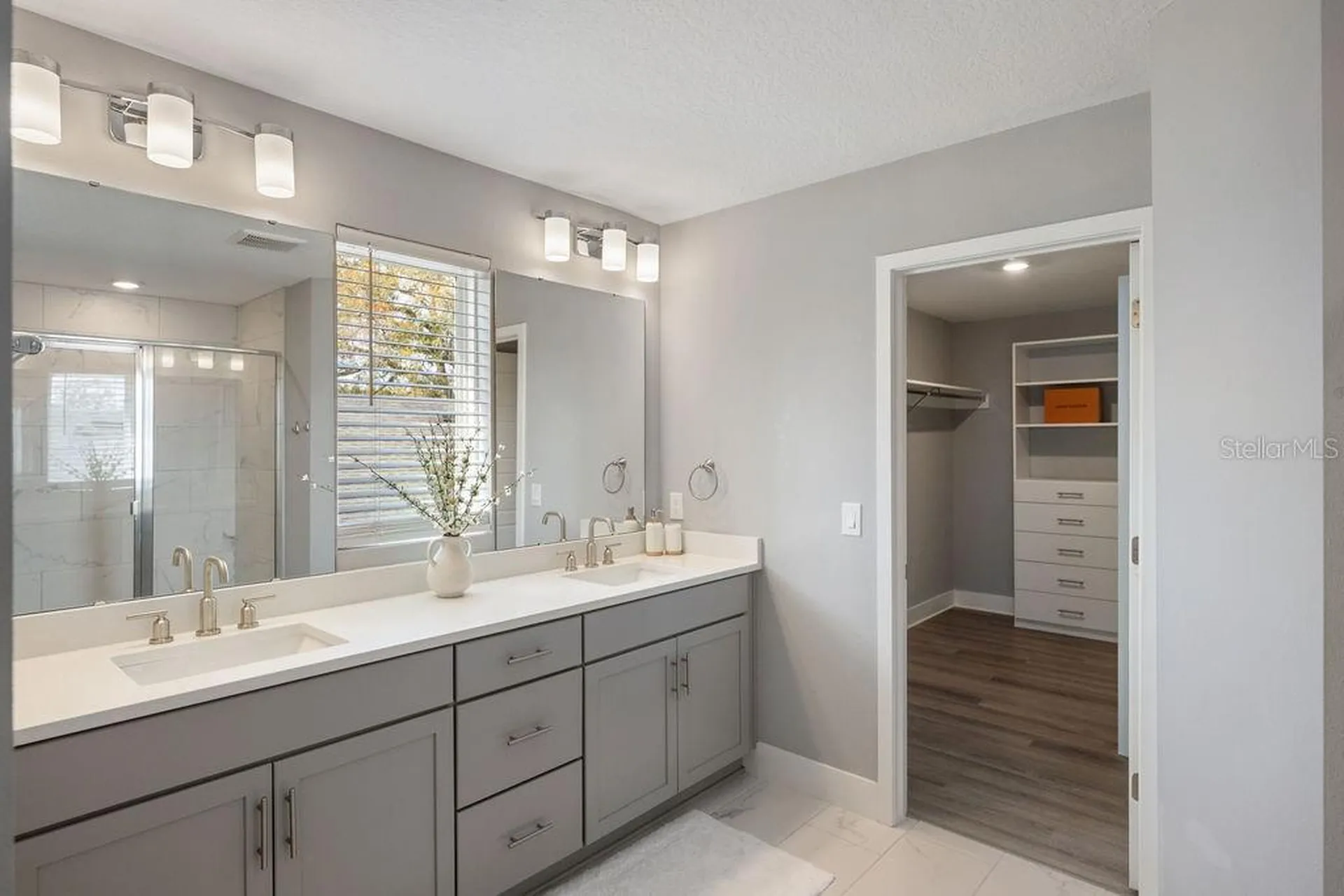 21 W Steele Street Orlando FL 32804