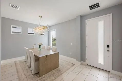 21 W Steele Street Orlando FL 32804