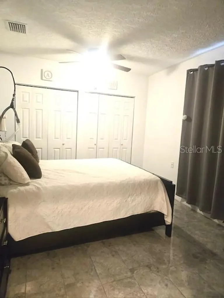 10418 N Otis Avenue Tampa FL 33612