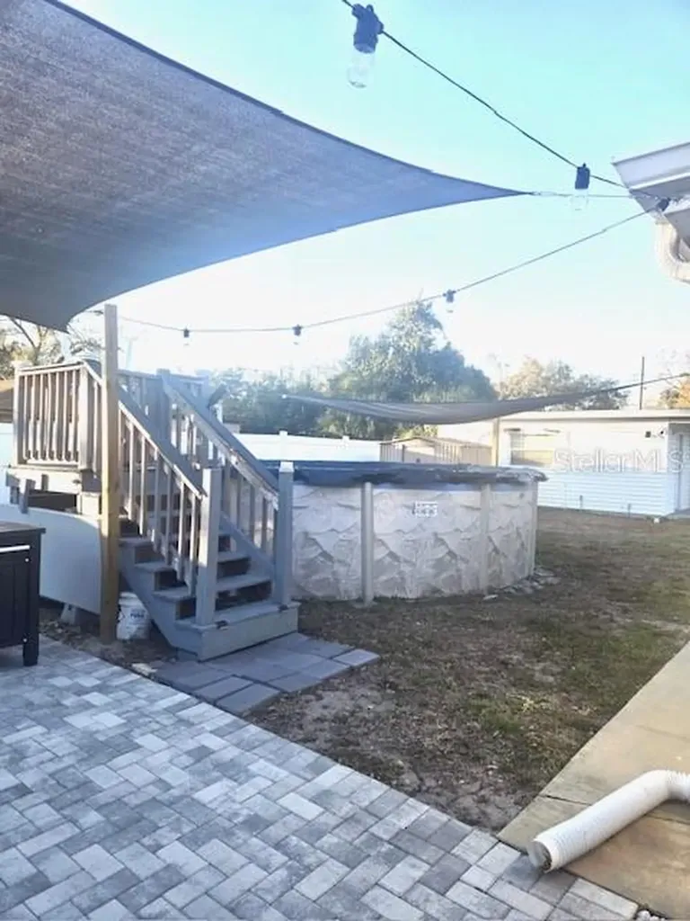 10418 N Otis Avenue Tampa FL 33612