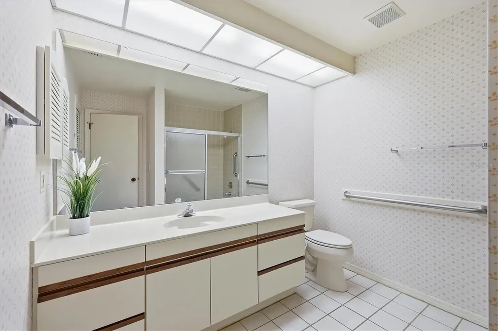 4639 Chandlers Forde Sarasota FL 34235