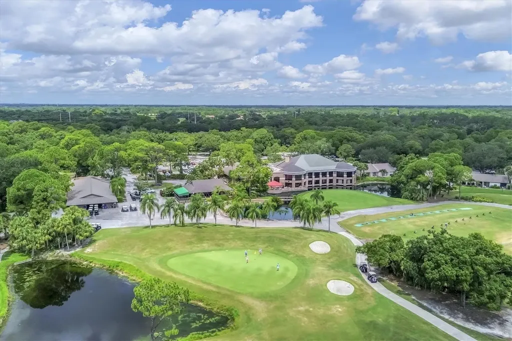 4639 Chandlers Forde Sarasota FL 34235