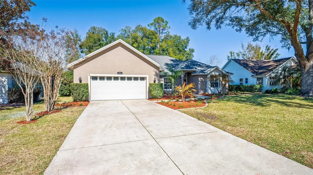 19337 Spring Oak Drive Eustis FL 32736