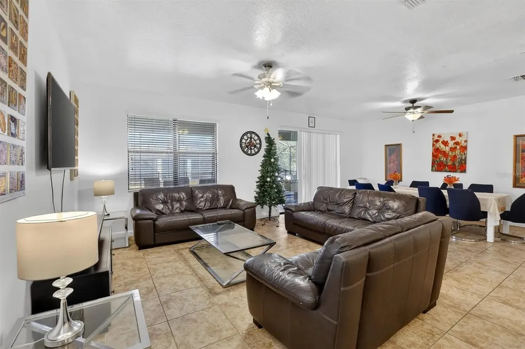 9107 El Caro Lane Davenport FL 33896