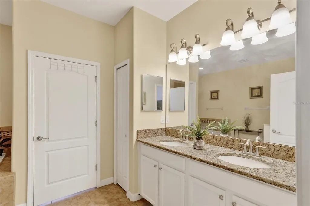 9107 El Caro Lane Davenport FL 33896