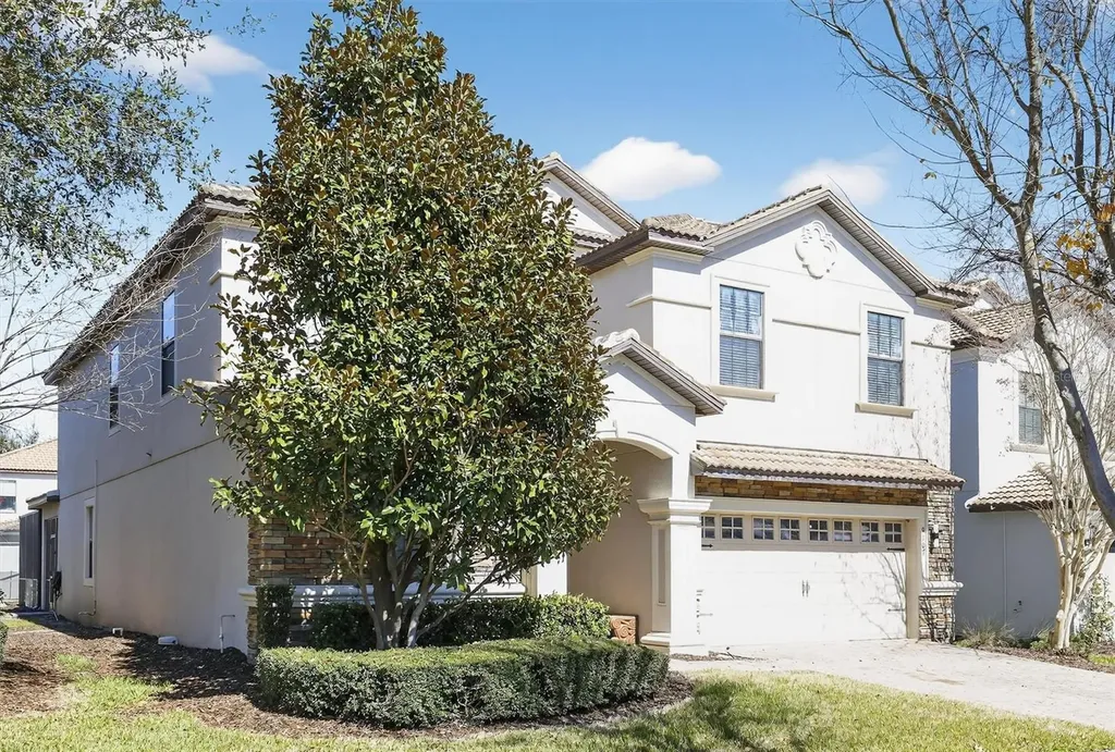 9107 El Caro Lane Davenport FL 33896