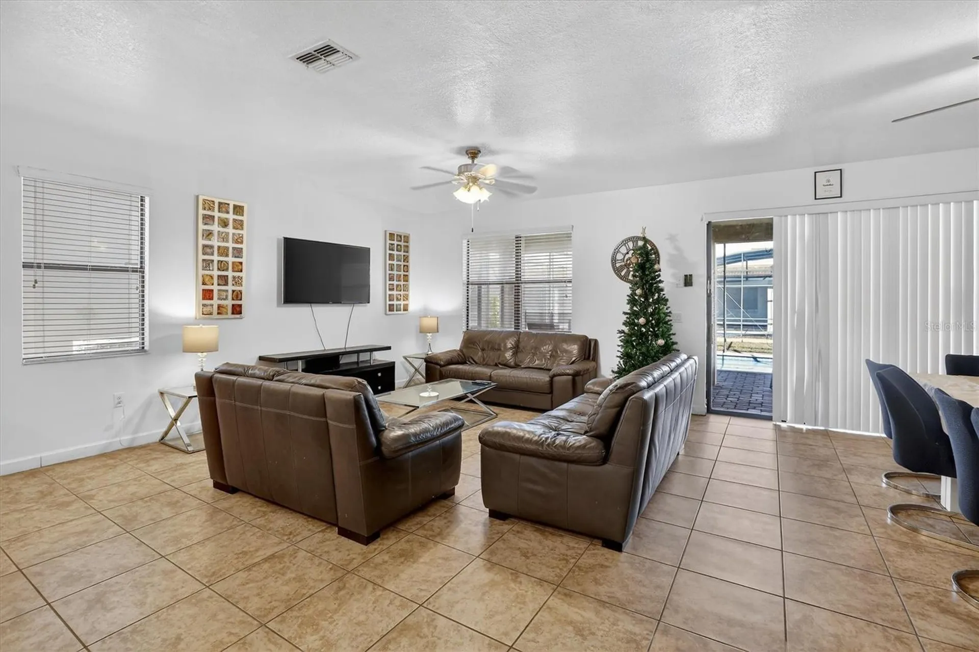 9107 El Caro Lane Davenport FL 33896