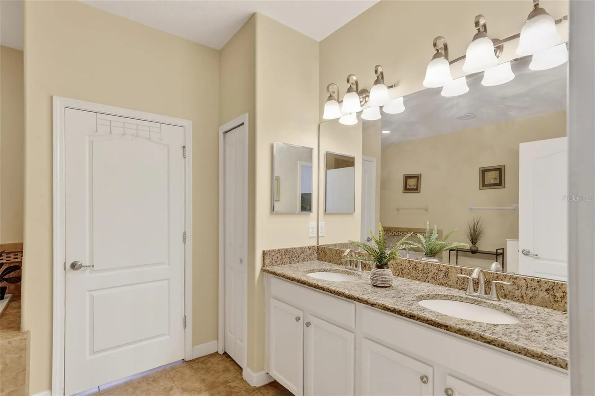 9107 El Caro Lane Davenport FL 33896