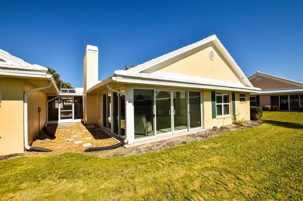 761 Harrington Lake Drive N Venice FL 34293